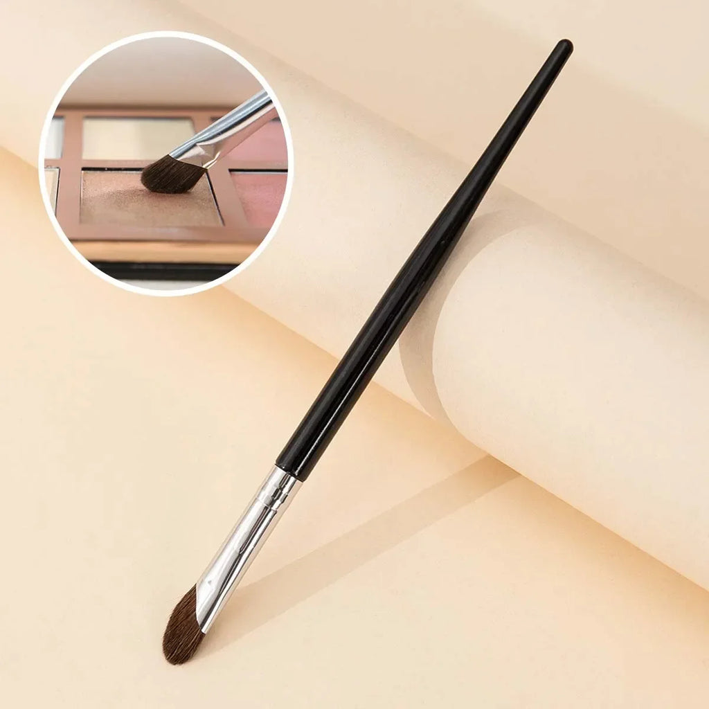 Precision Nose Contour Sculpting Brush