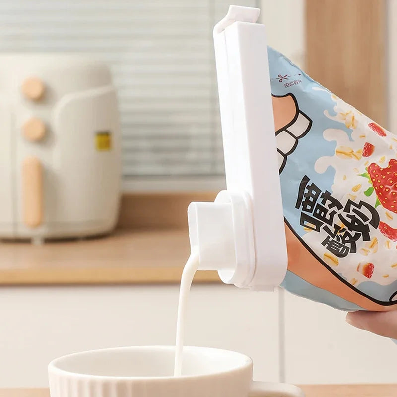 Airtight Food Bag Sealing Clip with Pouring Spout