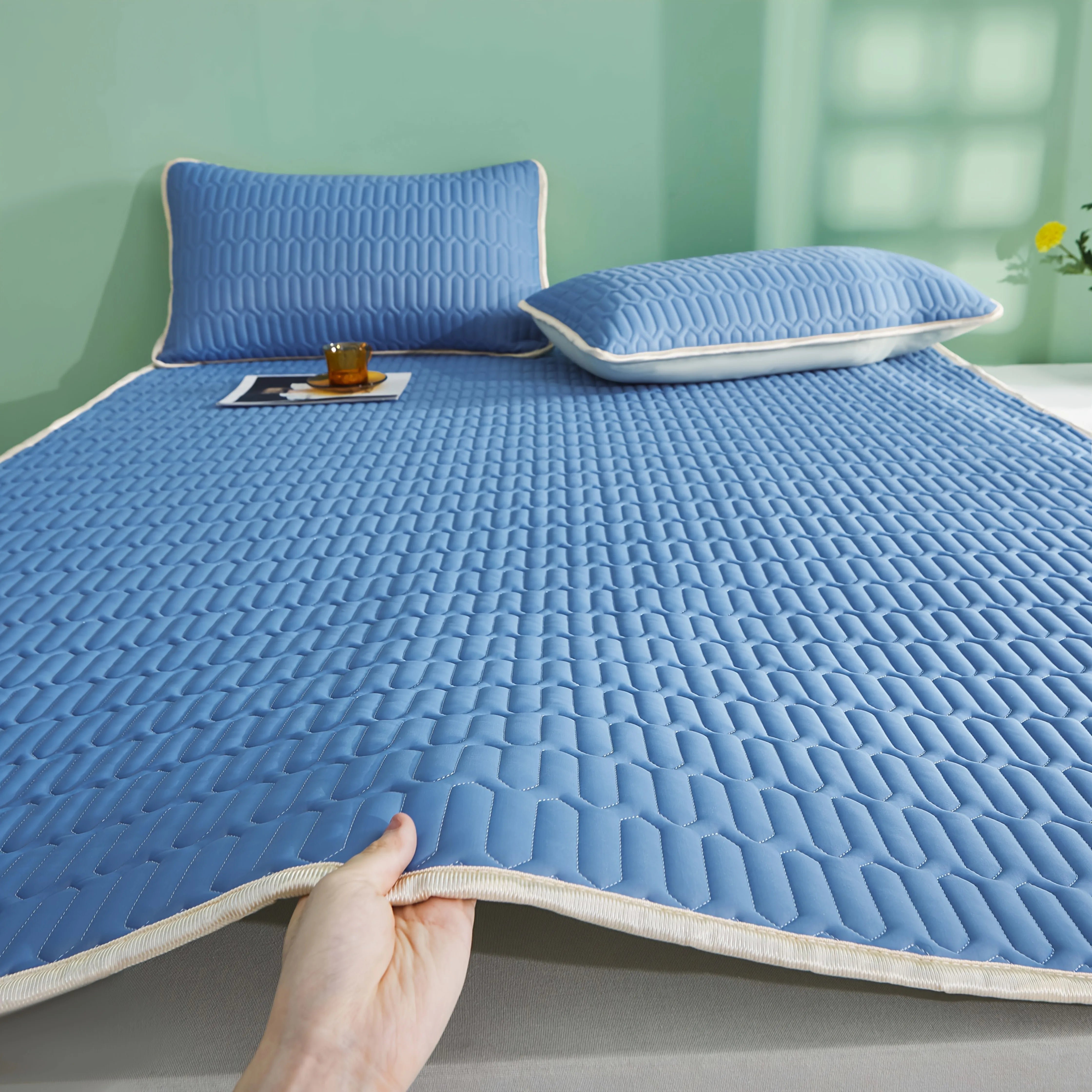 Breathable Latex Cooling Mattress Mat for Summer - 1