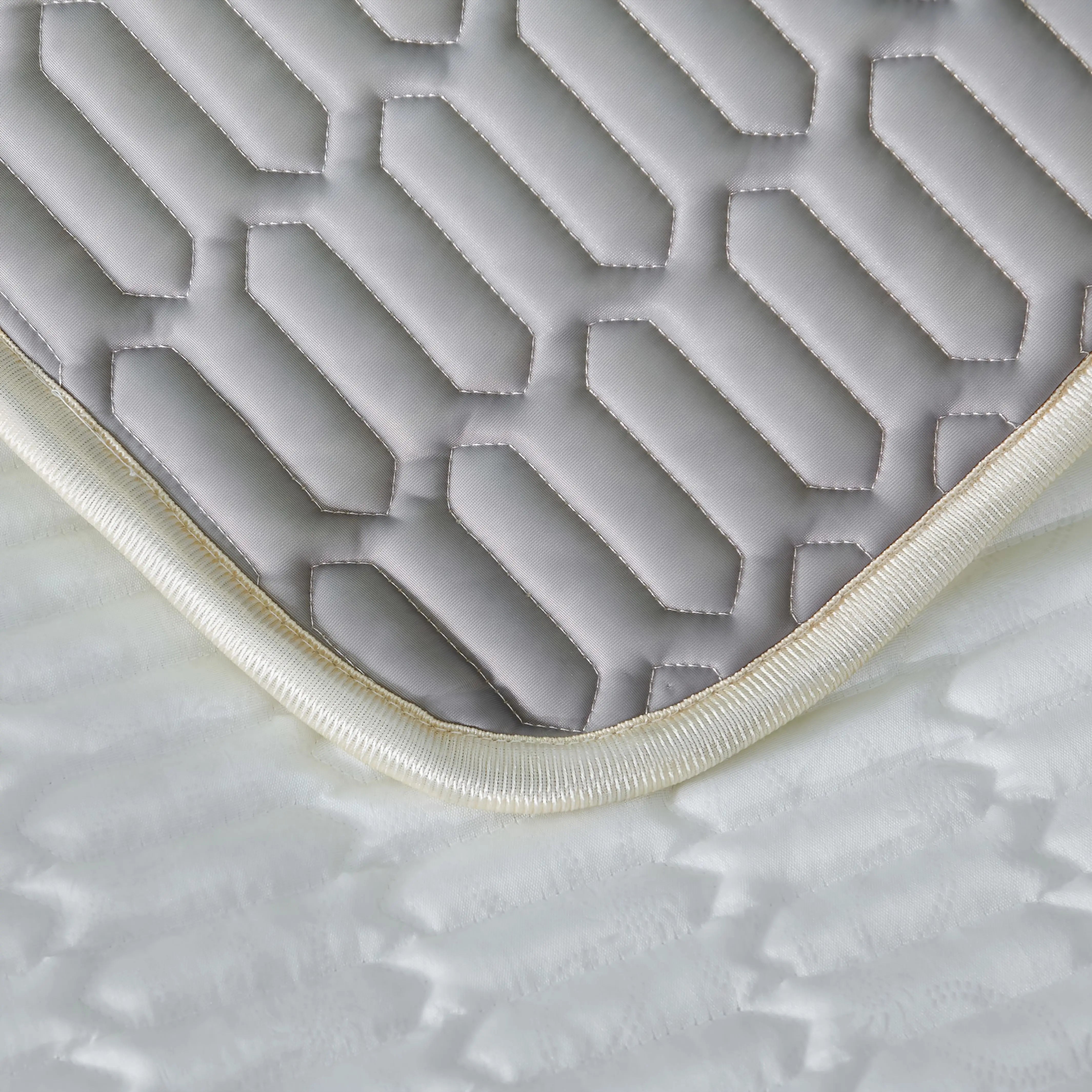 Breathable Latex Cooling Mattress Mat for Summer - 11